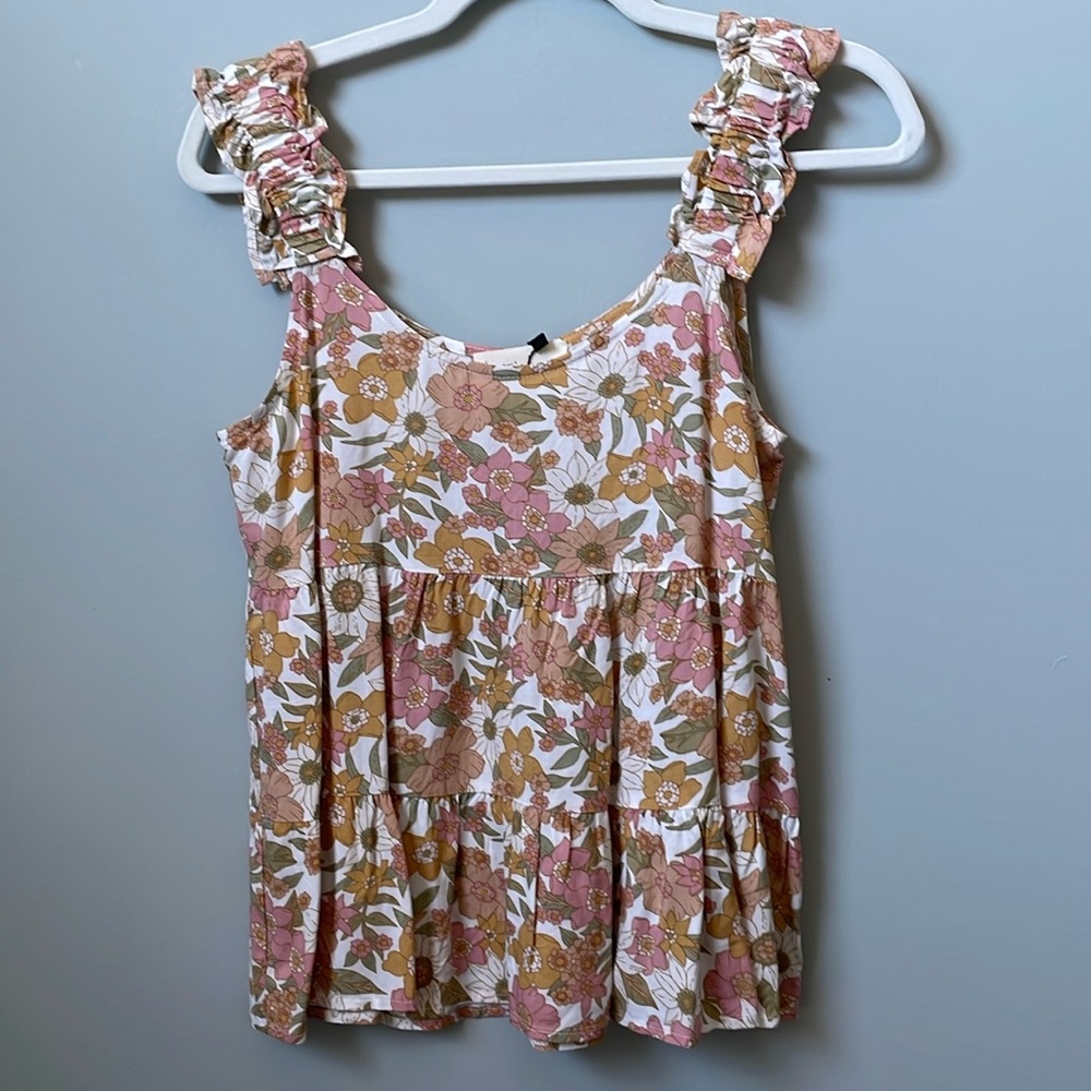 44. Lost In Lunar Top NWOT